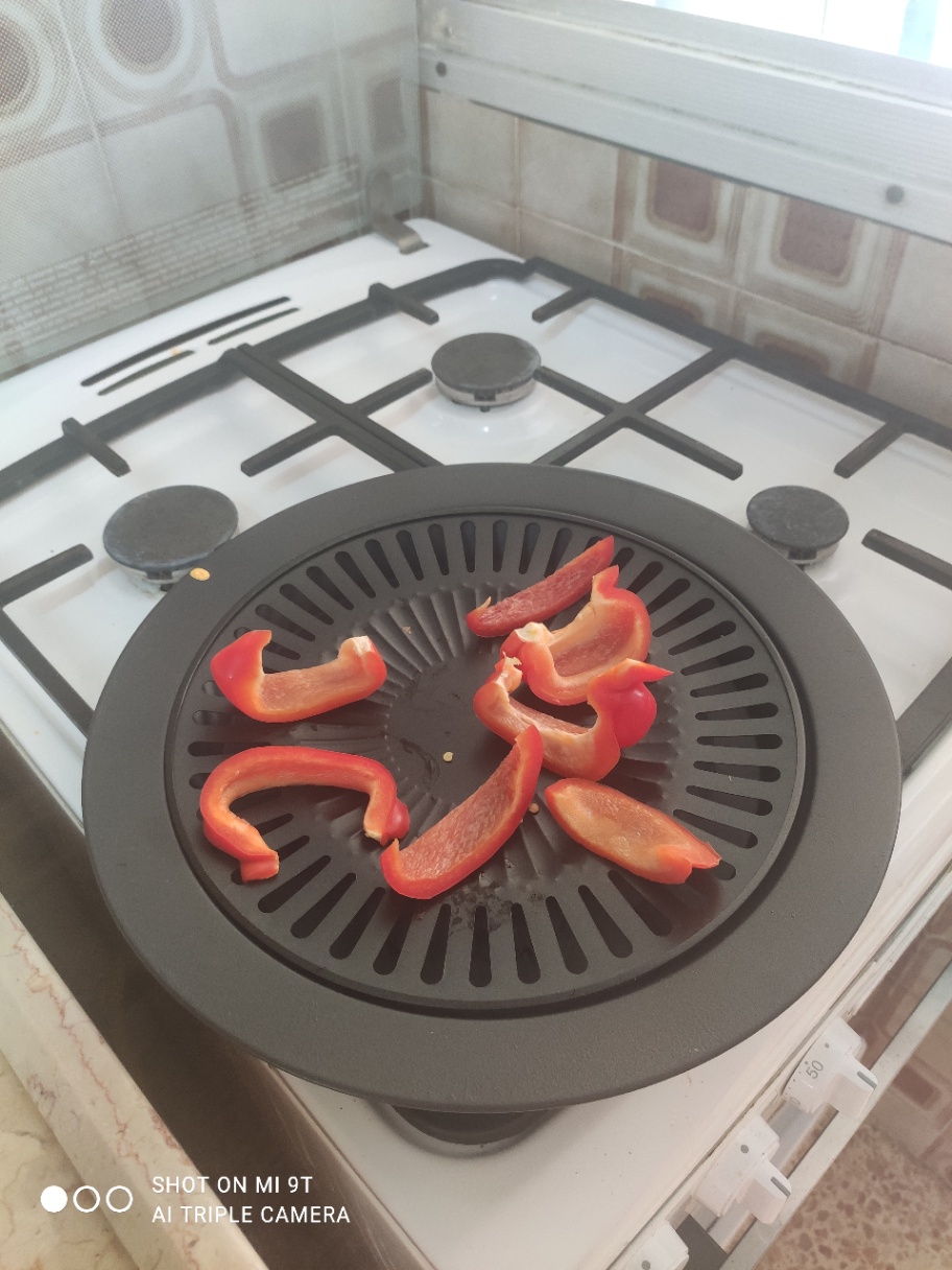 &bull; SHOT ON MI 9T AI TRIPLE CAMERA